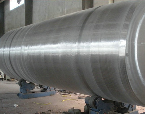 不锈钢圆柱形水箱的特点主要包括