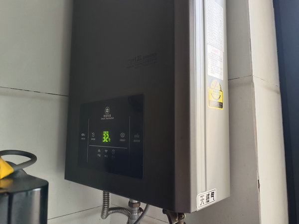 兰考县热水器的安全阀漏水的原因有哪些？