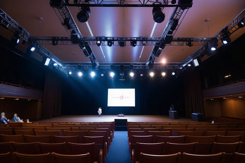 郑州租赁桁架设备时要了解哪些因素