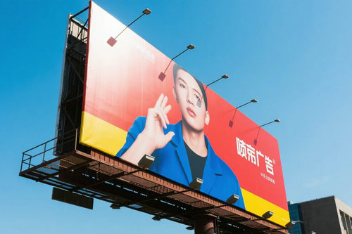 如何延长郑州大型户外喷绘画面的使用寿命？