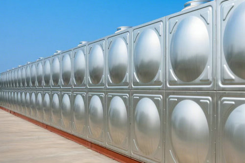 如何判断许昌201不锈钢水箱保温材料的防护层是否破损？